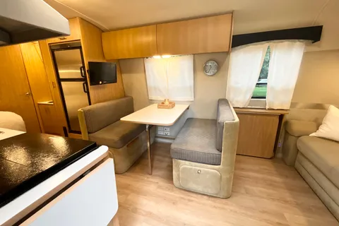 Airstream Safari Travel Trailer