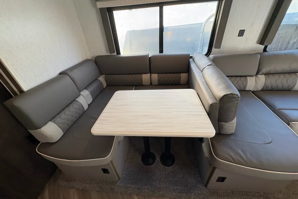 TKG Forest River Wildwood 273QBXL Travel Trailer