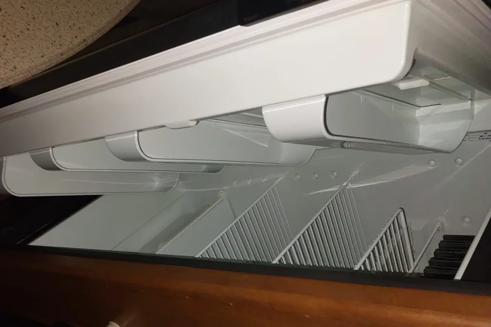 Raymond 's Coachmen Freedom Express Travel Trailer