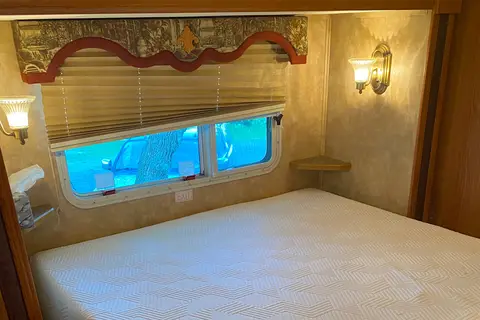 Craven Comfort Jayco Eagle Fifth Wheel