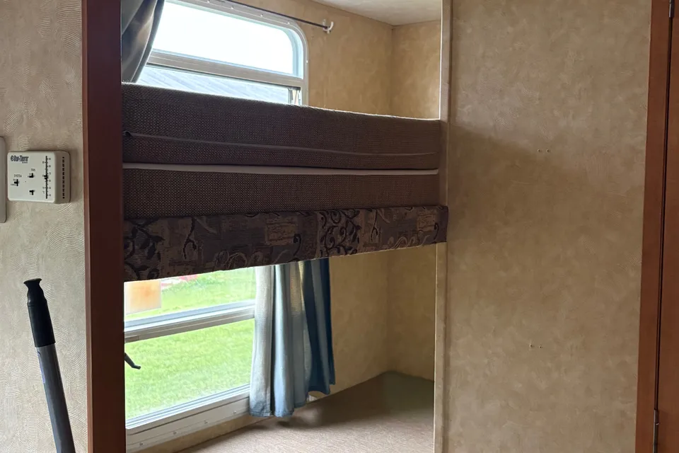 L and K’s Starcraft Travelstar Travel Trailer
