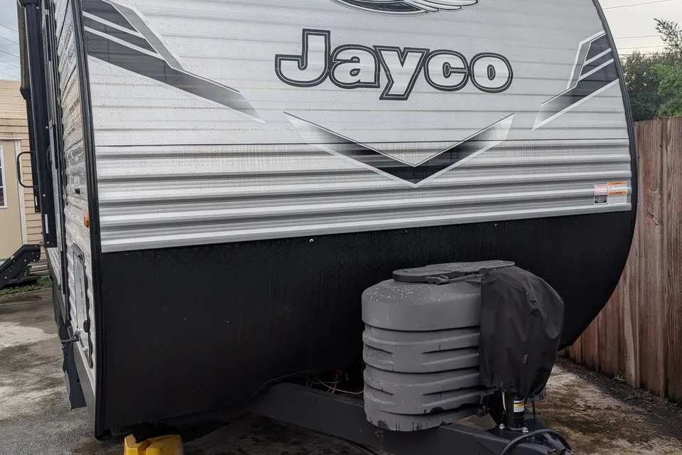 Lynn's Jayco Jay Flight SLX 262RLS Travel Trailer