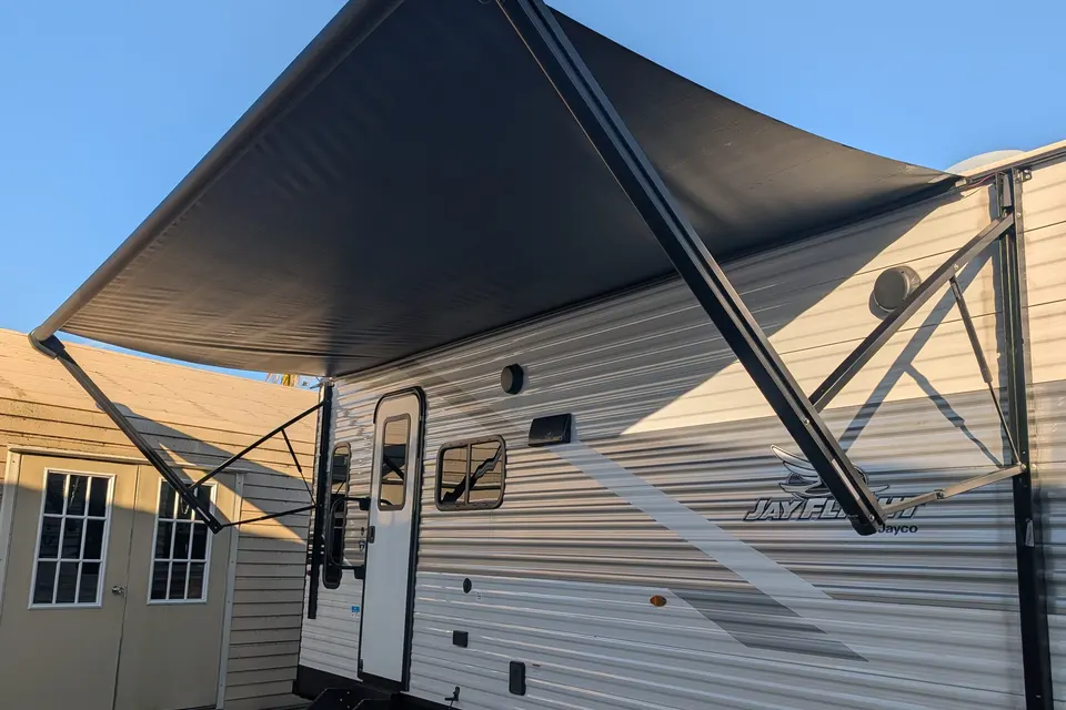 Lynn's Jayco Jay Flight SLX 262RLS Travel Trailer