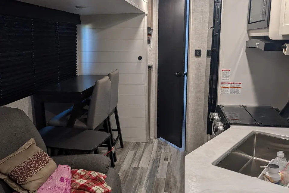 Lynn's Jayco Jay Flight SLX 262RLS Travel Trailer