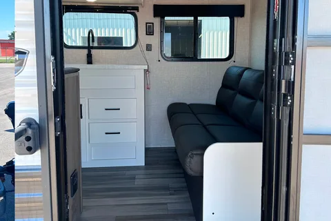 Dylan's Jayco Jayflight SLX