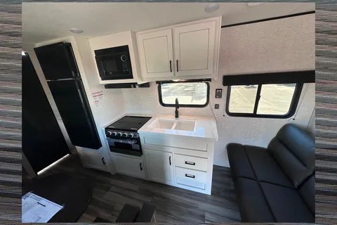 Dylan's Jayco Jayflight SLX