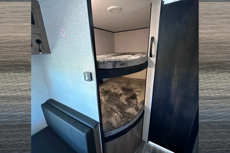Dylan's Jayco Jayflight SLX