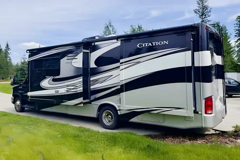 Colan's Thor Motor Coach Citation  Class C