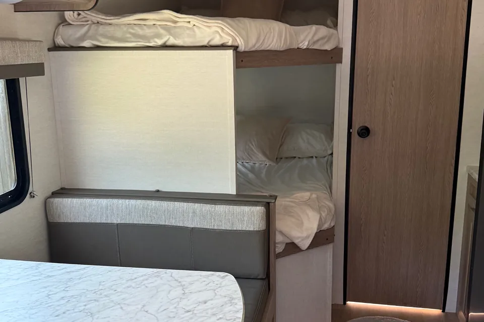 Becca's Grand River 25BH Travel Trailer