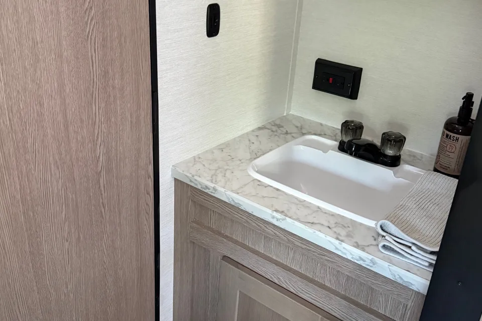 Becca's Grand River 25BH Travel Trailer