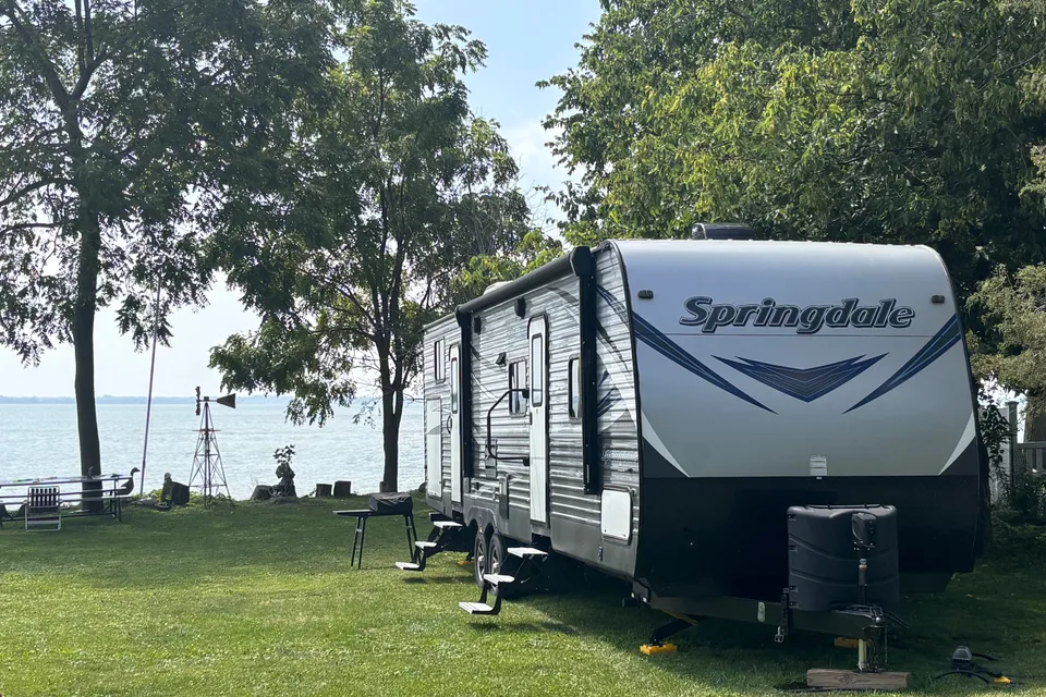 AC Unsinger’s camper Keystone Springdale Travel Trailer