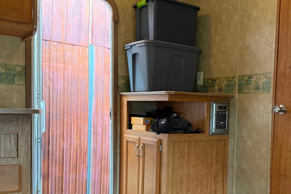 Forest River Wild Cat Fifth Wheel