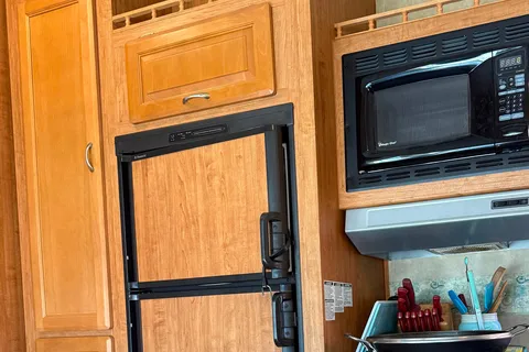 Forest River Wild Cat Fifth Wheel