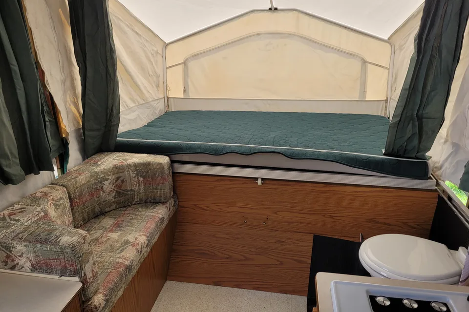 steph's Rockwood Freedom Tent Trailer
