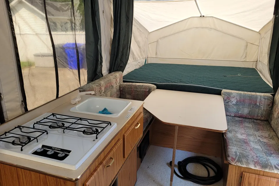 steph's Rockwood Freedom Tent Trailer