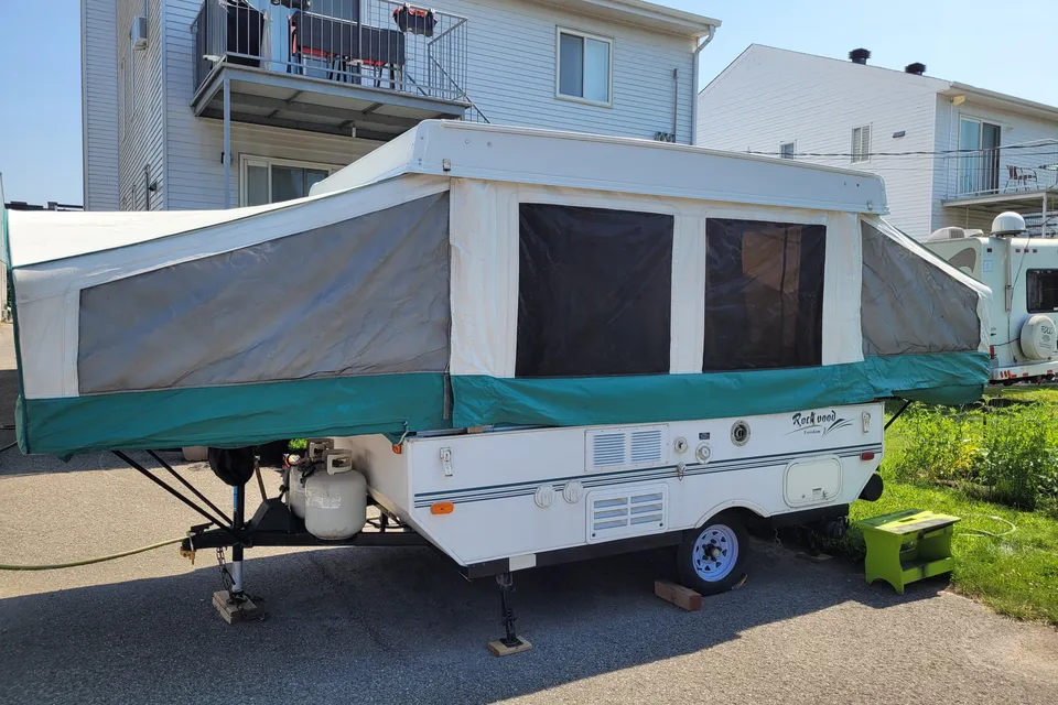 steph's Rockwood Freedom Tent Trailer