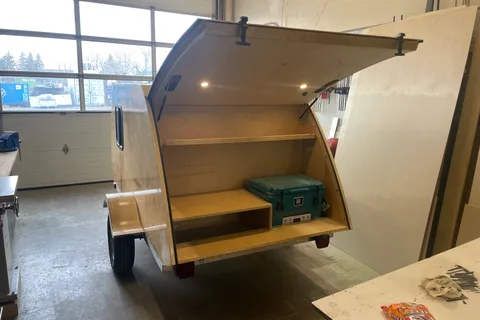 Chris's Ashton built White Micro Trailer