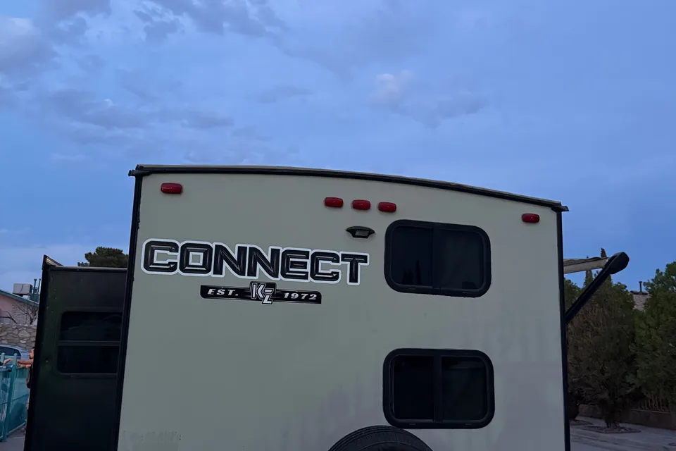 KZ connect 241 bhk Travel Trailer