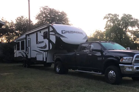 Cowboy Crusader Lite Fifth Wheel