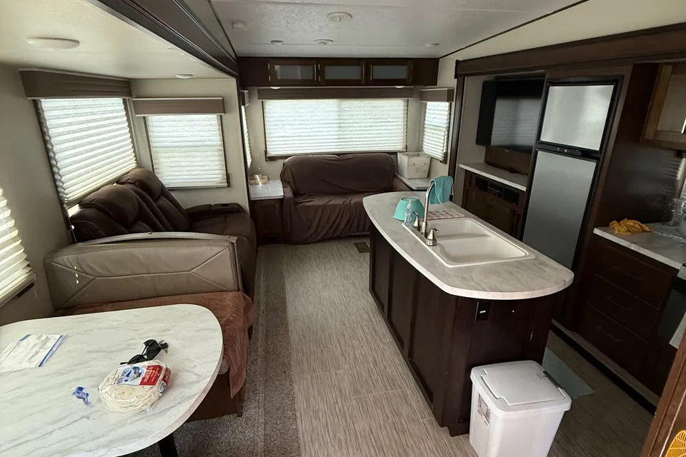 Kyle's Prime Time Crusader Lite Fifth Wheel
