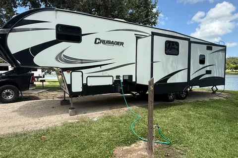 Cowboy Crusader Lite Fifth Wheel