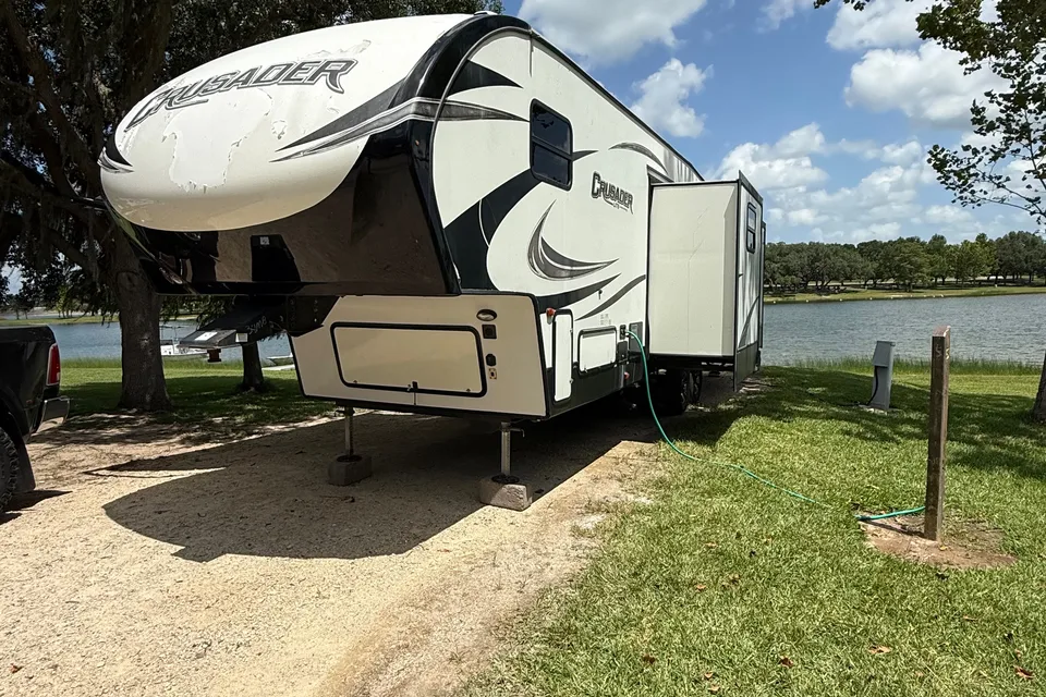Cowboy Crusader Lite Fifth Wheel