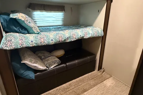 Cowboy Crusader Lite Fifth Wheel