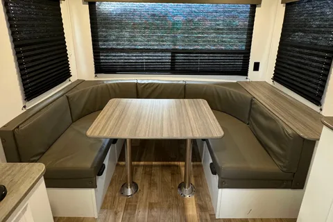 Viktoriya’s Hideout 2022 Travel Trailer