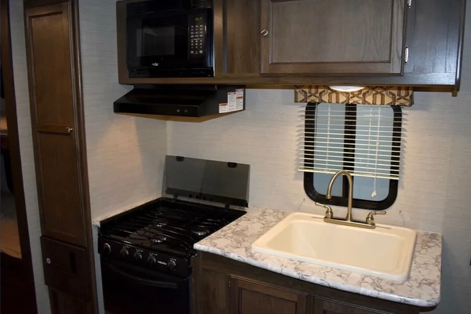 Keystone Bullet Ultra Light 202BHSWE Travel Trailer