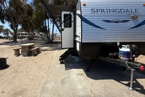 Keystone Springdale Mini 2010BH Travel Trailer