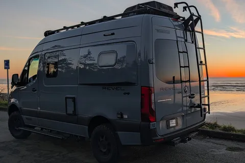 Alpine Adventure Ready Revel 4x4 (Winnebago Revel 44E)