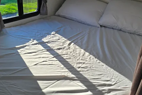 Tate and Allison's Venture Stratus 302VBH Travel Trailer