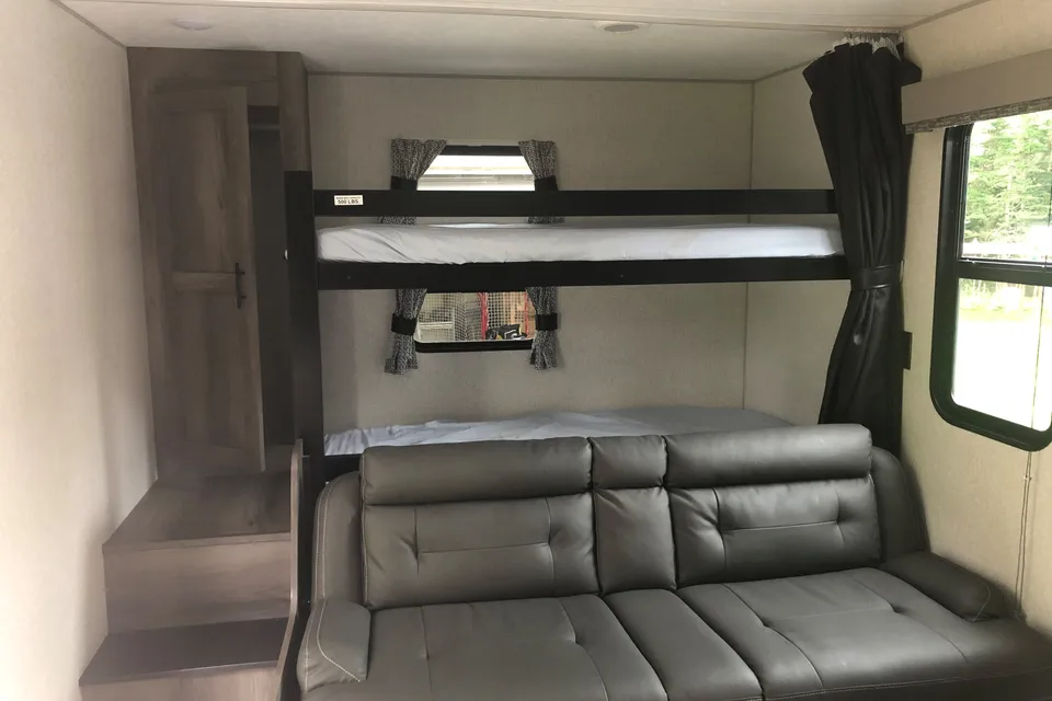 KZ Sportsman 281BHSE Travel Trailer