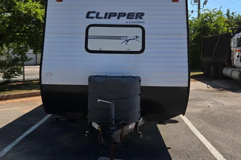 25ft. Forest River Coachmen Clipper Travel Trailer