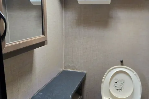 Fireside RV's 2019 Thor Motor Coach Majestic 28A - LMI1519