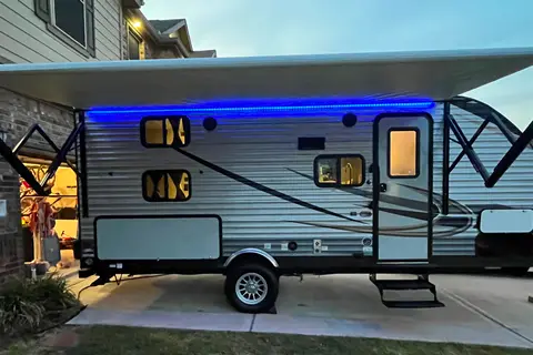 Felix's Forest River Aurora 18bhs Travel Trailer