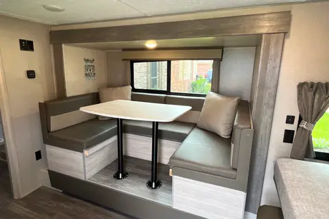 Felix's Forest River Aurora 18bhs Travel Trailer