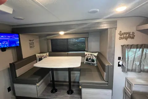 Felix's Forest River Aurora 18bhs Travel Trailer