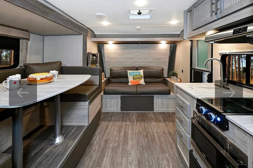 Felix's Forest River Aurora 18bhs Travel Trailer