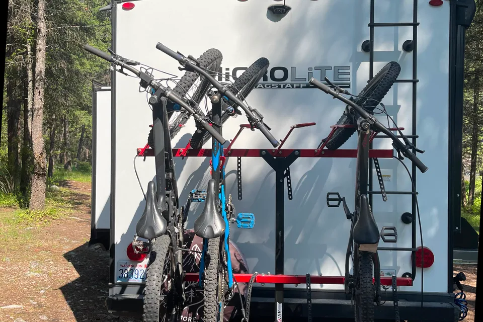 2022 Bunk House - Family Friendly & Fully Equipped Trailer w/ Generator & Bike Rack