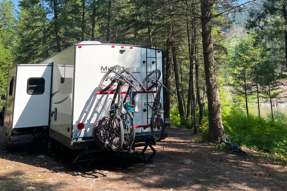 2022 Bunk House - Family Friendly & Fully Equipped Trailer w/ Generator & Bike Rack