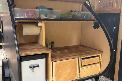 FEENIX the teardrop trailer