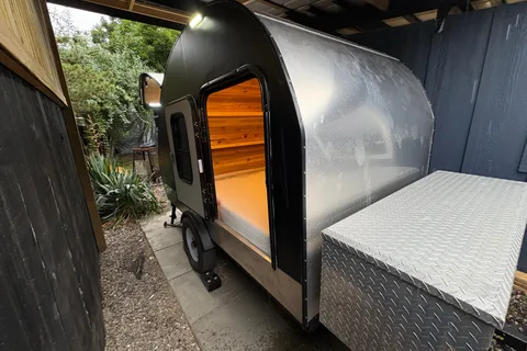 FEENIX the teardrop trailer