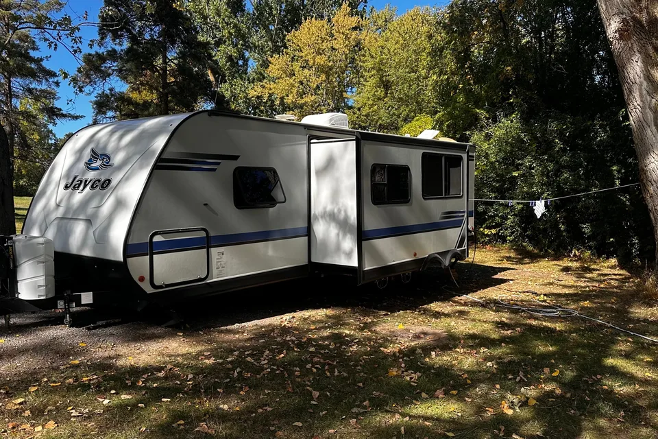 Memory Maker Jayco 27BH Travel Trailer