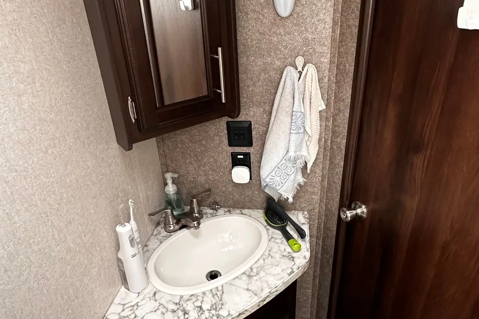 Memory Maker Jayco 27BH Travel Trailer
