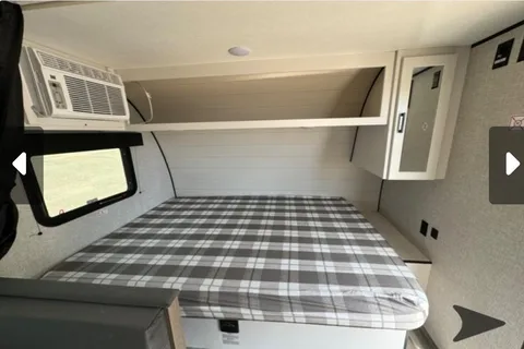 Ace's Jayco 175BH Thing two