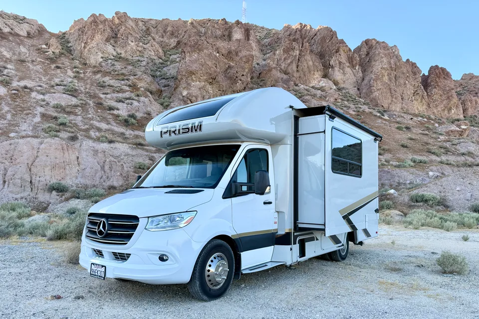 Mercedes Coachmen Prism Select 24CB