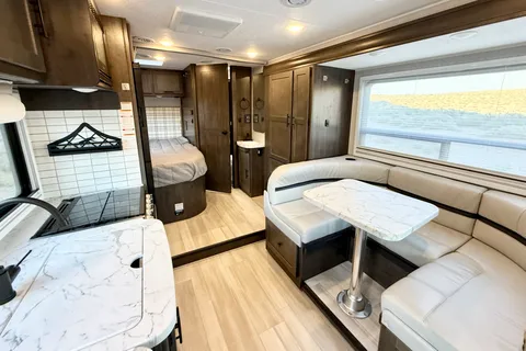 Mercedes Coachmen Prism Select 24CB