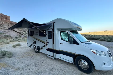 Mercedes Coachmen Prism Select 24CB