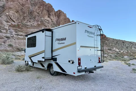 Mercedes Coachmen Prism Select 24CB